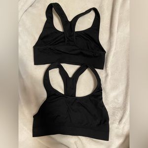 🤍2/$10 2 black ribbed sports bras